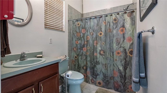 23321 N Buckhill Rd, Howey In The Hills, FL 34737 - bathroom with vanity, a shower with shower curtain, and tile patterned floors