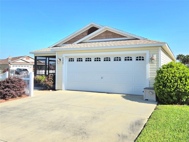 view of front facade featuring a garage