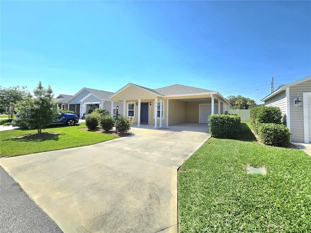 view of front of house featuring a front lawn and a carport