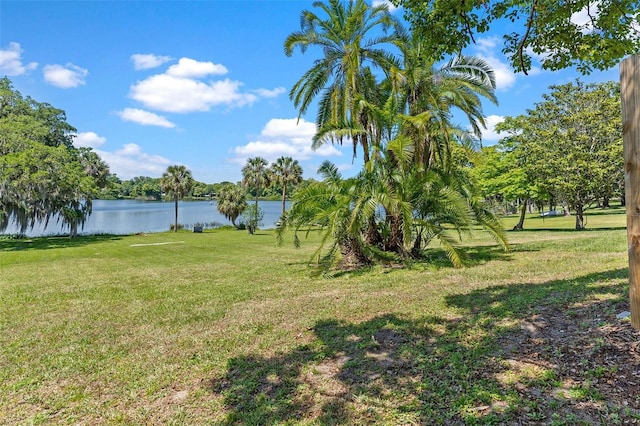 view of yard with a water view