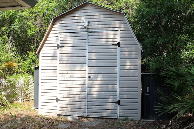 view of shed / structure