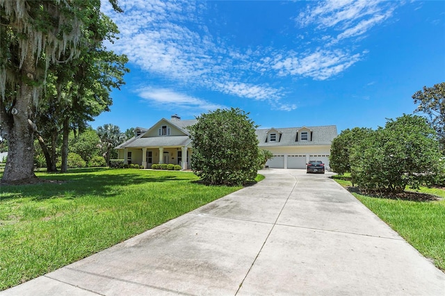 view of front of property with a front lawn