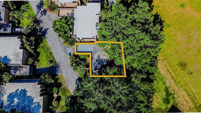 601 W Old Highway 441 Unit 11B, Mount Dora, FL 32757 - aerial view of property and surrounding area featuring property boundaries highlighted