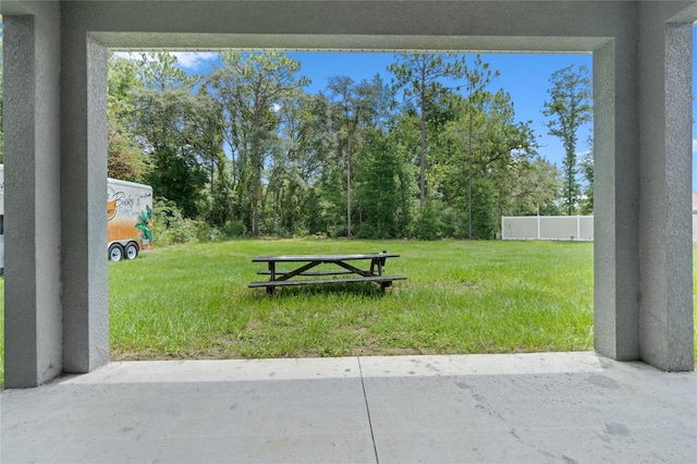 view of yard with a patio