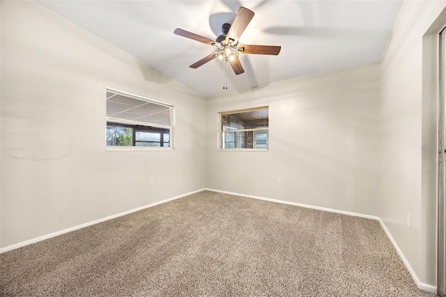 spare room with carpet flooring and ceiling fan