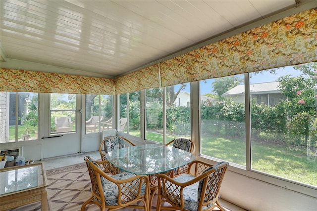 view of sunroom / solarium