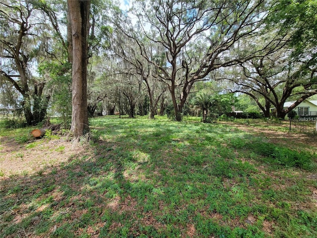 Listing photo 2 for 7059 SE County Highway 25a, Belleview FL 34420