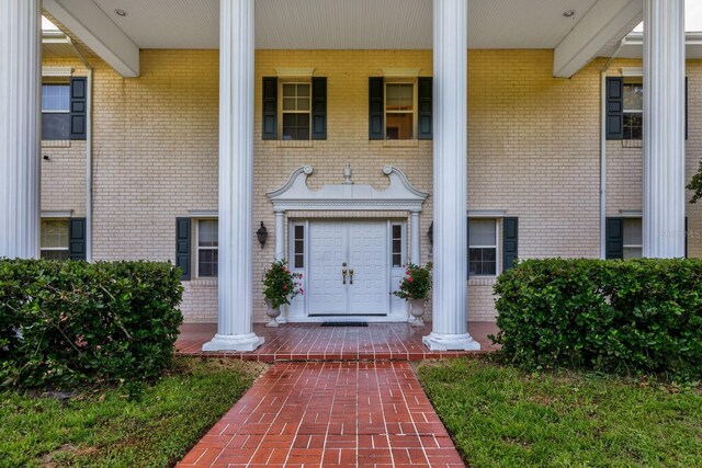 view of exterior entry