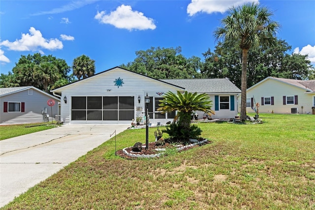 ranch-style house featuring a front lawn