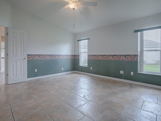 spare room featuring ceiling fan