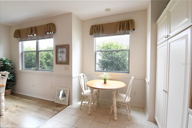 dining area featuring light hardwood / wood-style floors