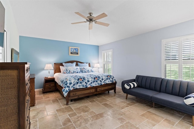 bedroom featuring ceiling fan