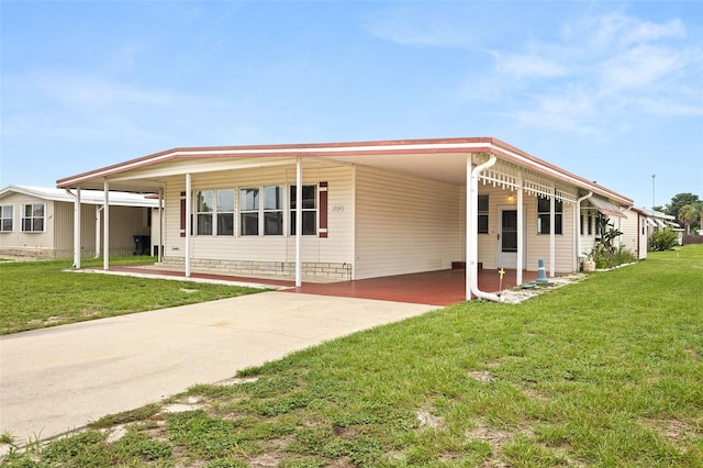 1209 Apache Cir, Tavares, FL 32778 - photo 2