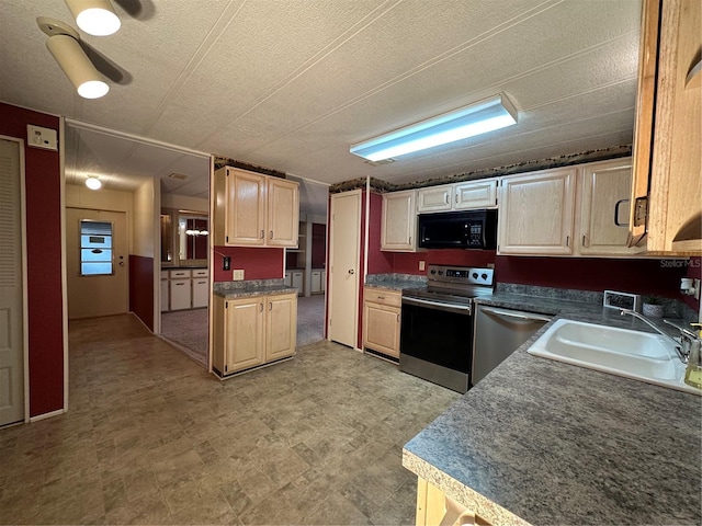 1209 Apache Cir, Tavares, FL 32778 - photo 7