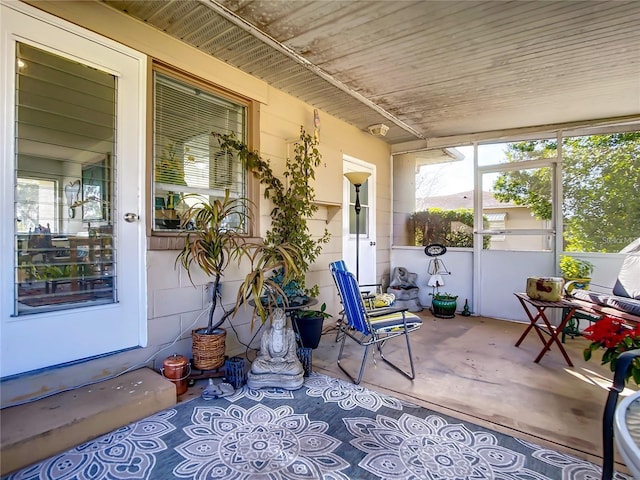 view of sunroom / solarium