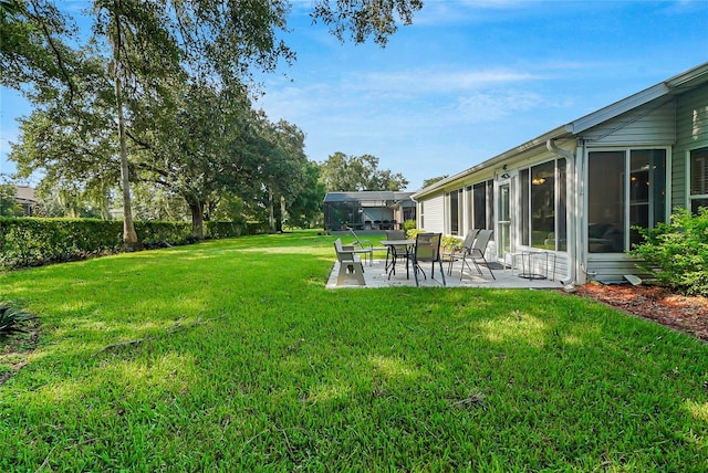 view of yard with a patio area