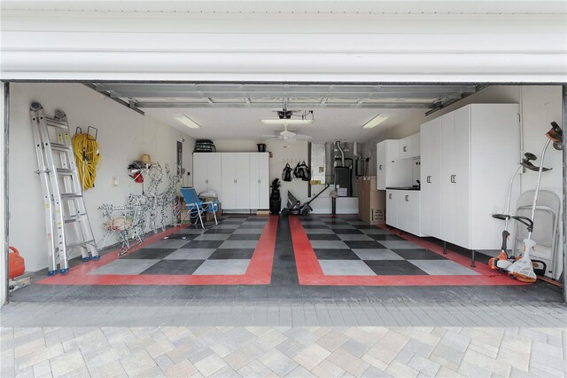 garage with ceiling fan