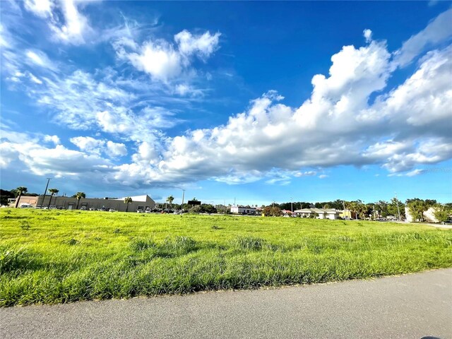 729 N US Highway 27, Leesburg, FL 34748 - photo 1