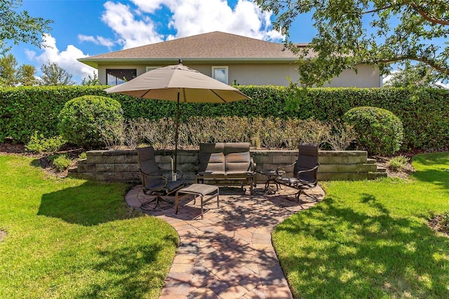 view of yard with a patio