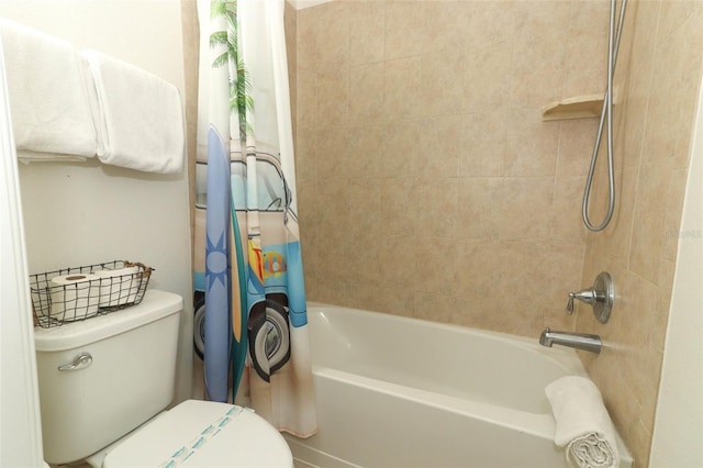 bathroom featuring toilet and shower / tub combo with curtain