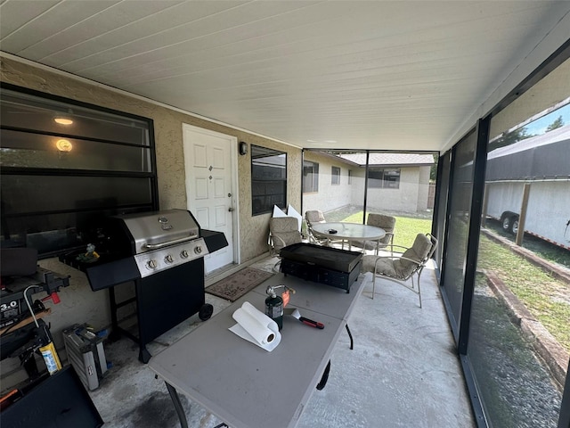 view of sunroom / solarium