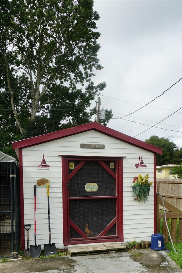 view of outdoor structure