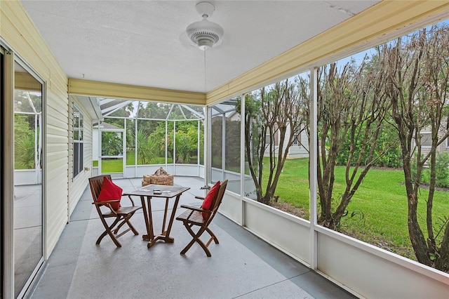 view of sunroom / solarium