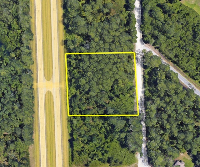 Listing photo 3 for 2546 E International Speedway Blvd, Deland FL 32724