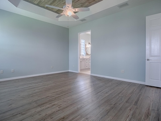 spare room with light hardwood / wood-style floors and ceiling fan