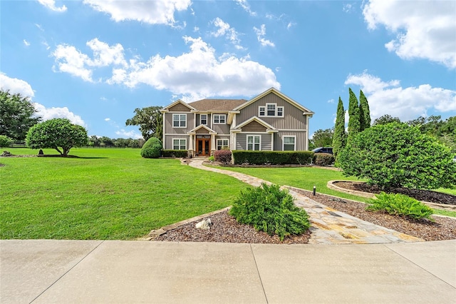 view of front of house featuring a front lawn