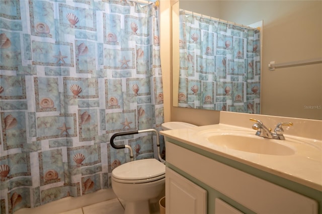 full bath with tile patterned floors, a shower with shower curtain, toilet, and vanity