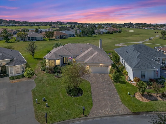 view of aerial view at dusk