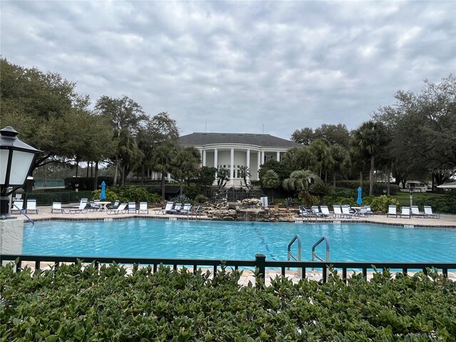 25304 Forest Oak Ct, Leesburg, FL 34748 - pool with a patio