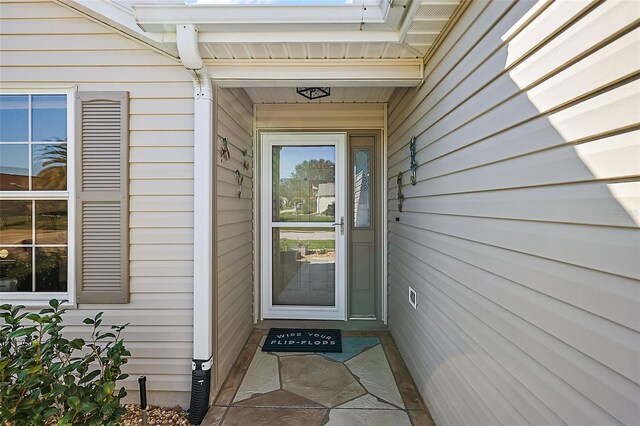 view of property entrance