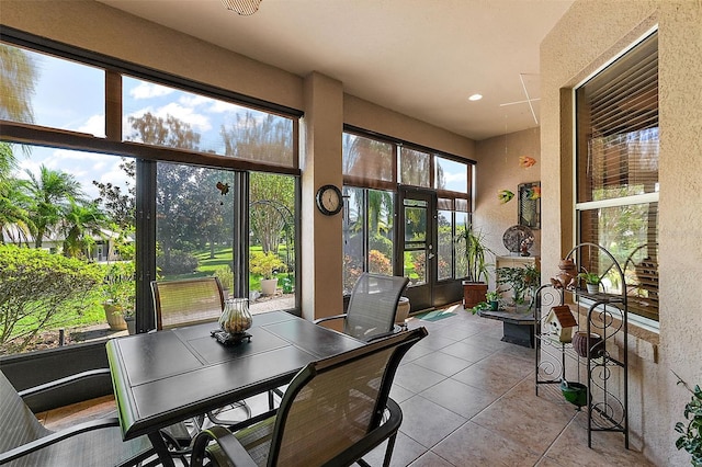 view of sunroom / solarium