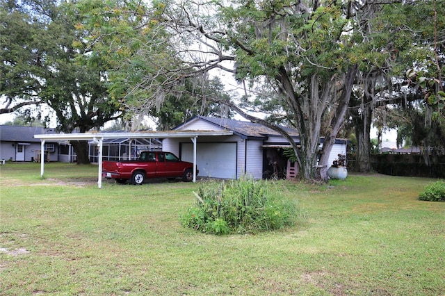 view of yard with a carport