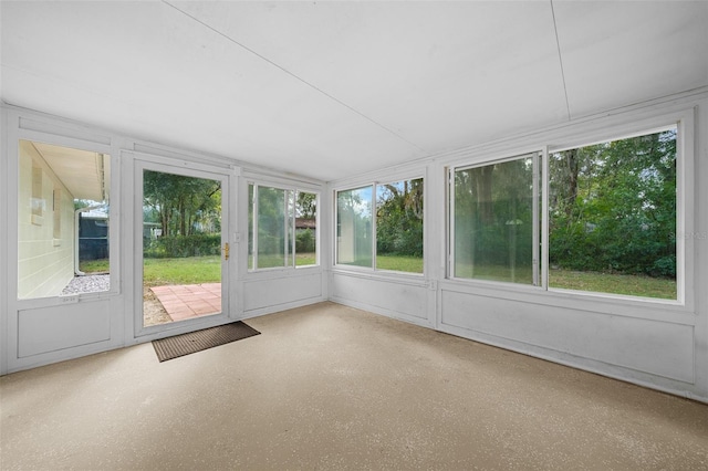 unfurnished sunroom with a healthy amount of sunlight