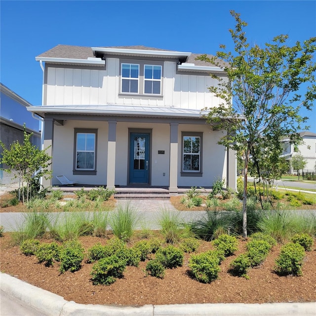 view of front of home featuring a porch