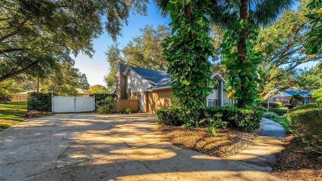 view of front of house