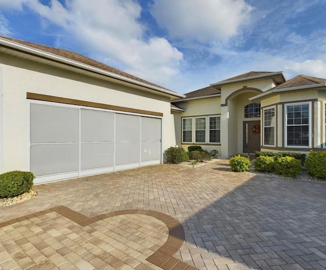 view of front of house with a garage