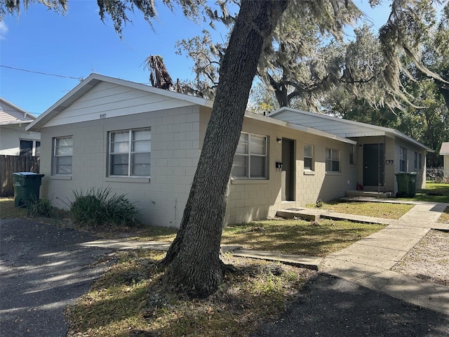 view of front of property