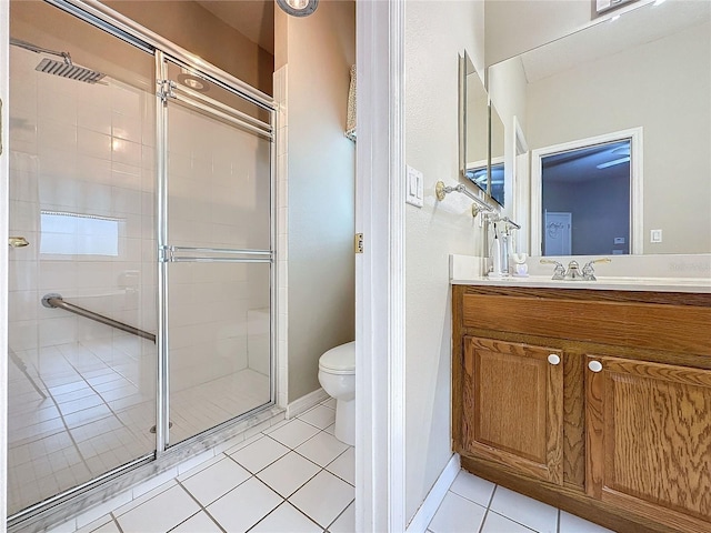 4088 Kingsley St, Clermont, FL 34711 - full bath featuring toilet, vanity, tile patterned flooring, a shower stall, and baseboards