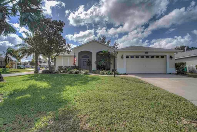 5000 Portsmouth St, Tavares FL, 32778, 3 bedrooms, 2 baths house for sale