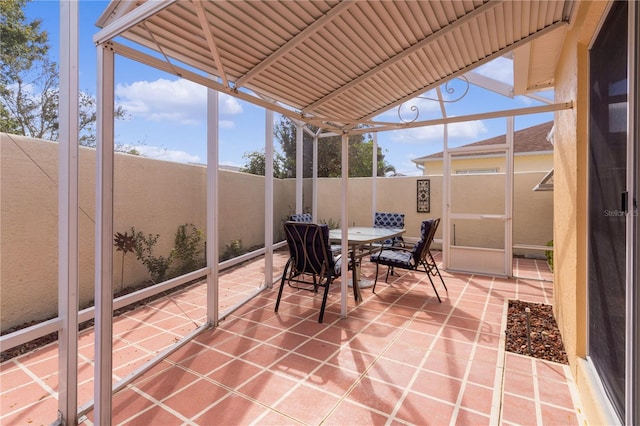 view of sunroom / solarium