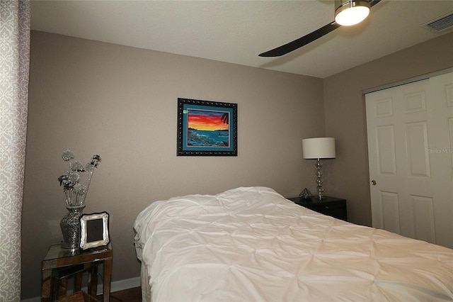 bedroom featuring a closet and ceiling fan