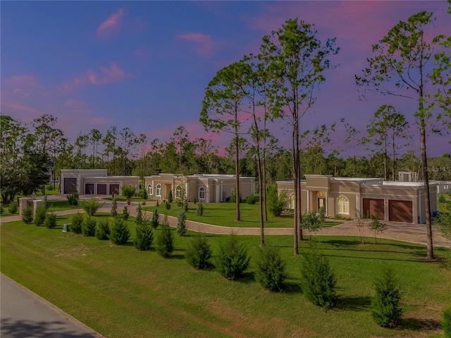 39851 Darlington Ave, Lady Lake, FL 32159 - view of property's community with a yard