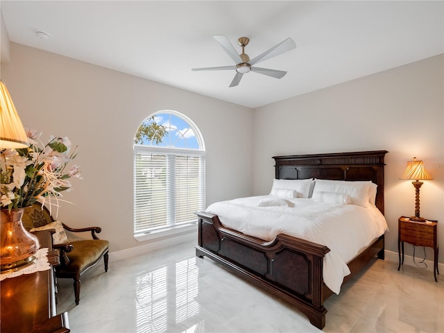 bedroom featuring ceiling fan