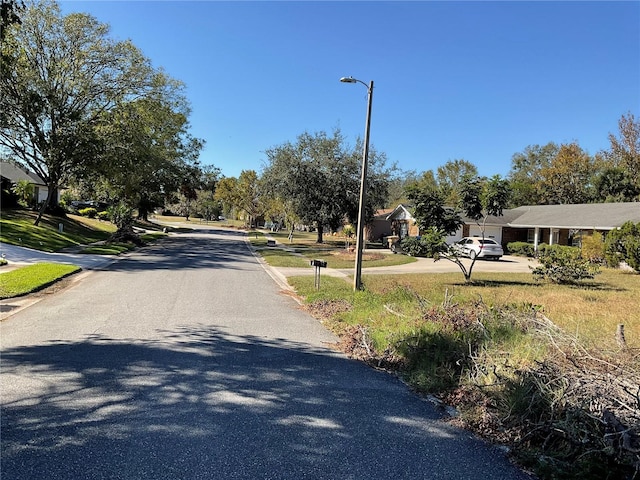 Sailfish Ave, Fruitland Park, FL 34731