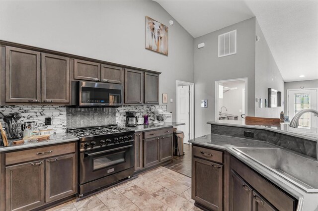 3927 Oak Pointe Dr, Lady Lake, FL 32159 - photo 12