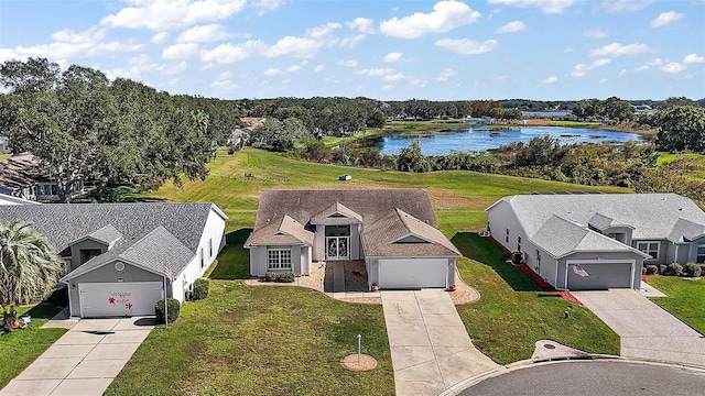 bird's eye view with a water view